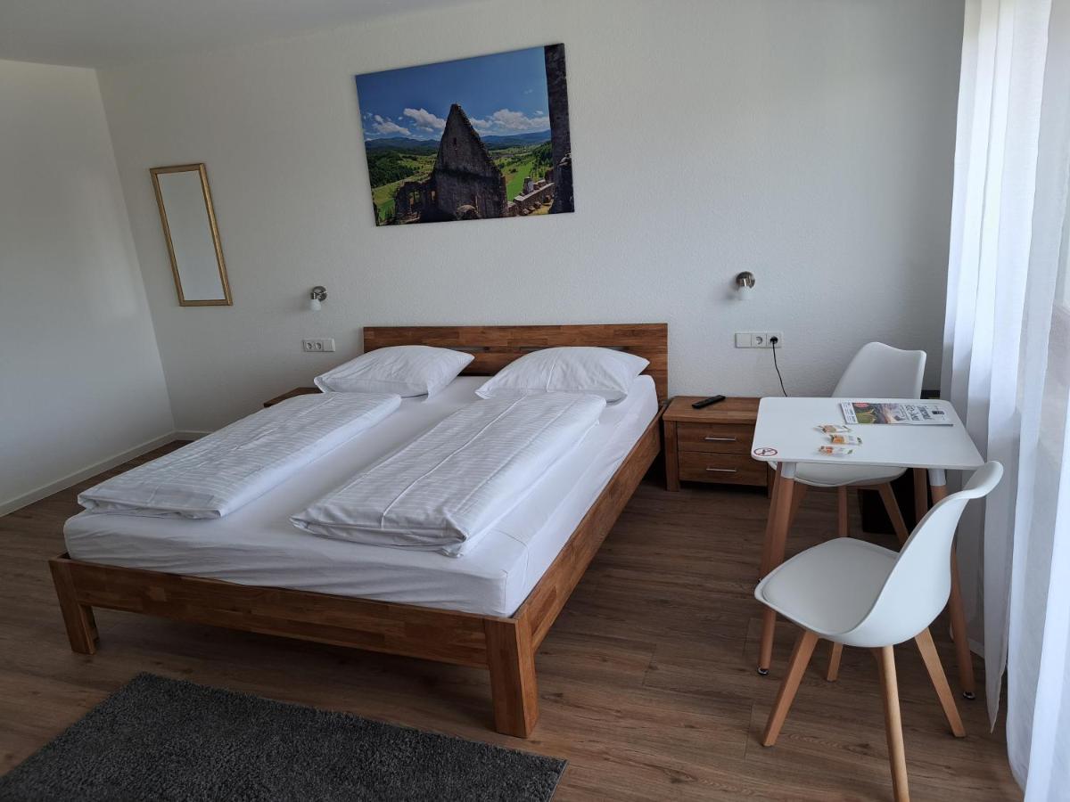 Pension Am Park Rust Bagian luar foto